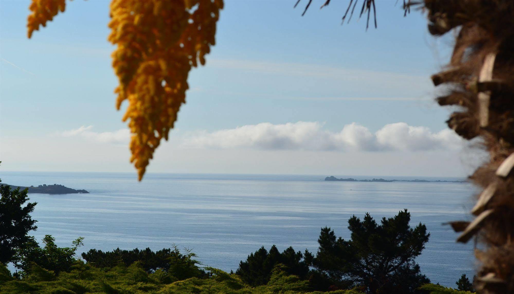 Hotel Les Costans, The Originals Relais Perros-Guirec Exterior foto